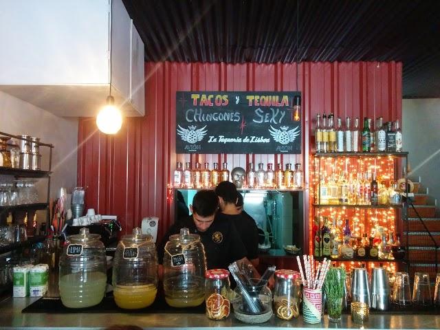 Pistola y Corazon Taqueria